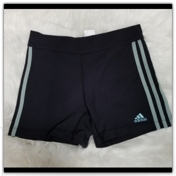 Adidas shorts size medium - Picture 1 of 4